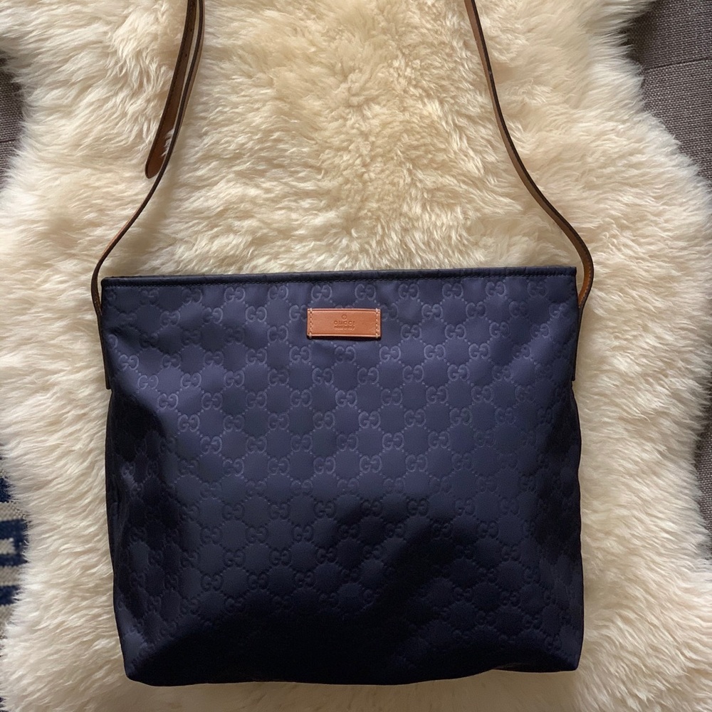 Gucci Nylon Guccissima Shoulder Bag - Navy